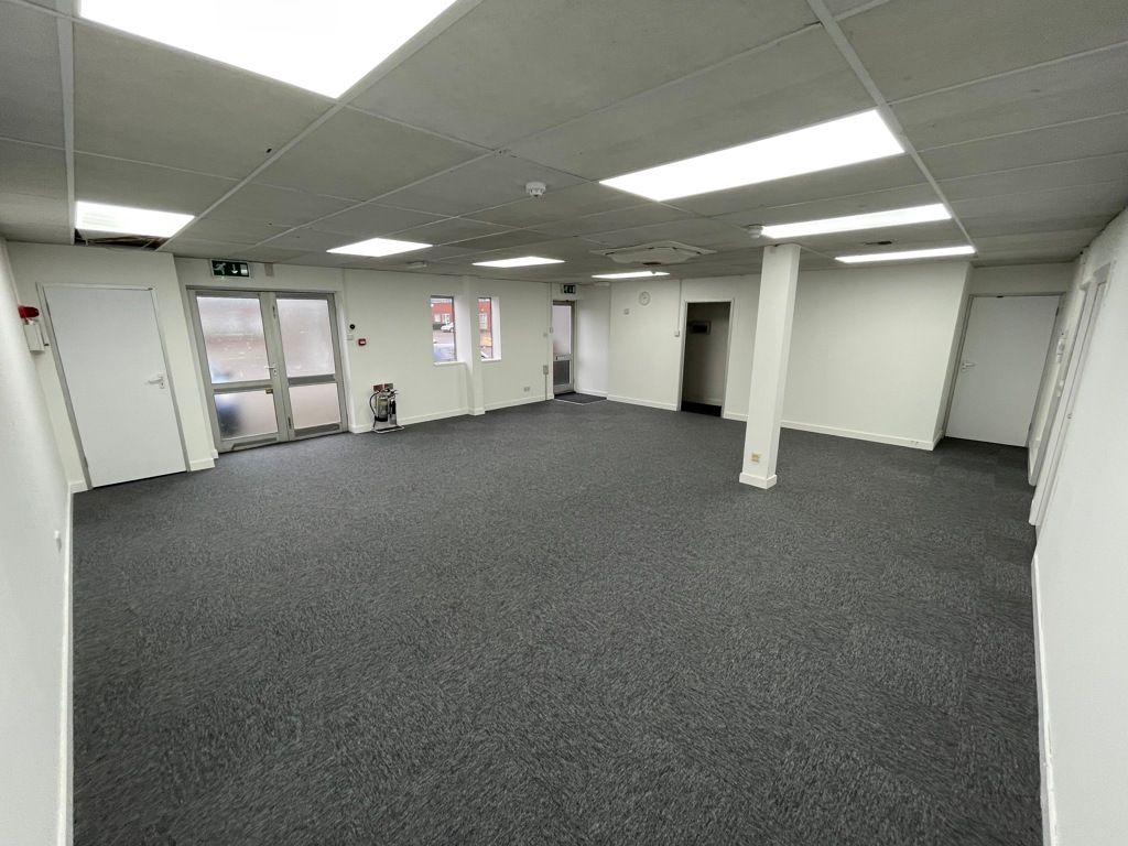 Property photo 3 of 5 Photo