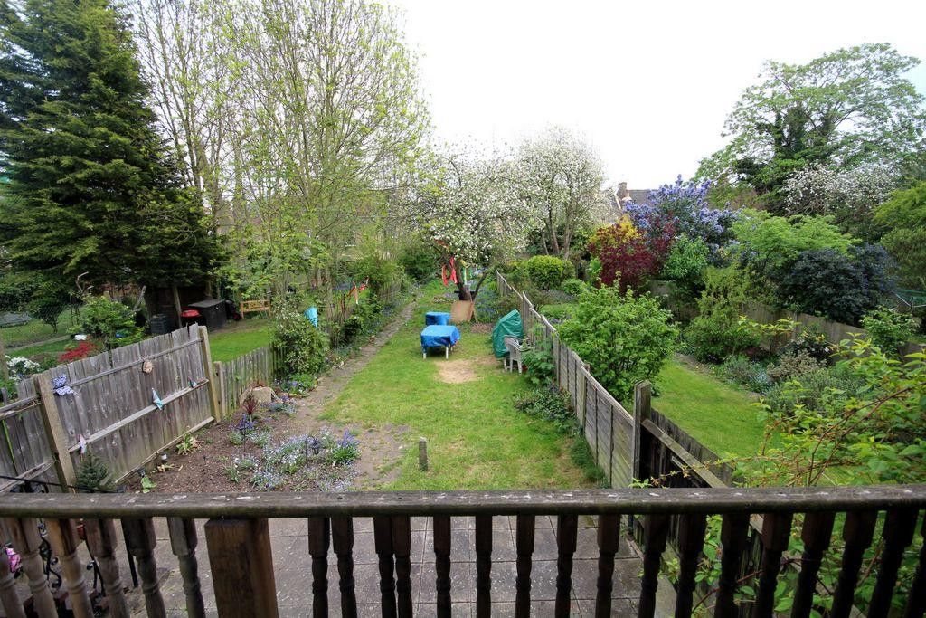 Property photo 3 of 11