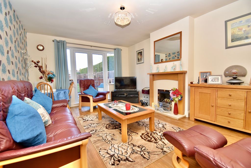 Property photo 3 of 20