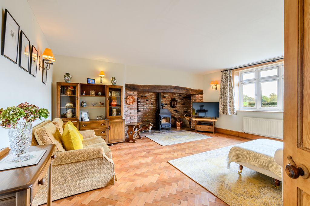 Property photo 3 of 22 Drawing Room