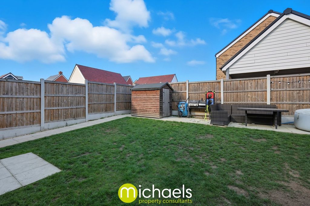 Property photo 2 of 23