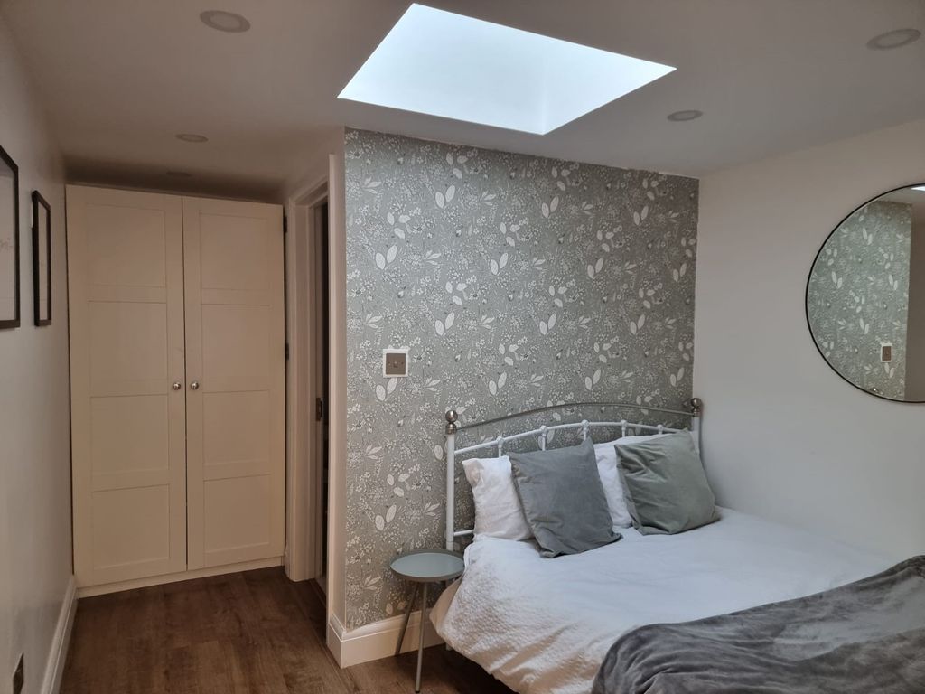 Property photo 3 of 5 Photo 3