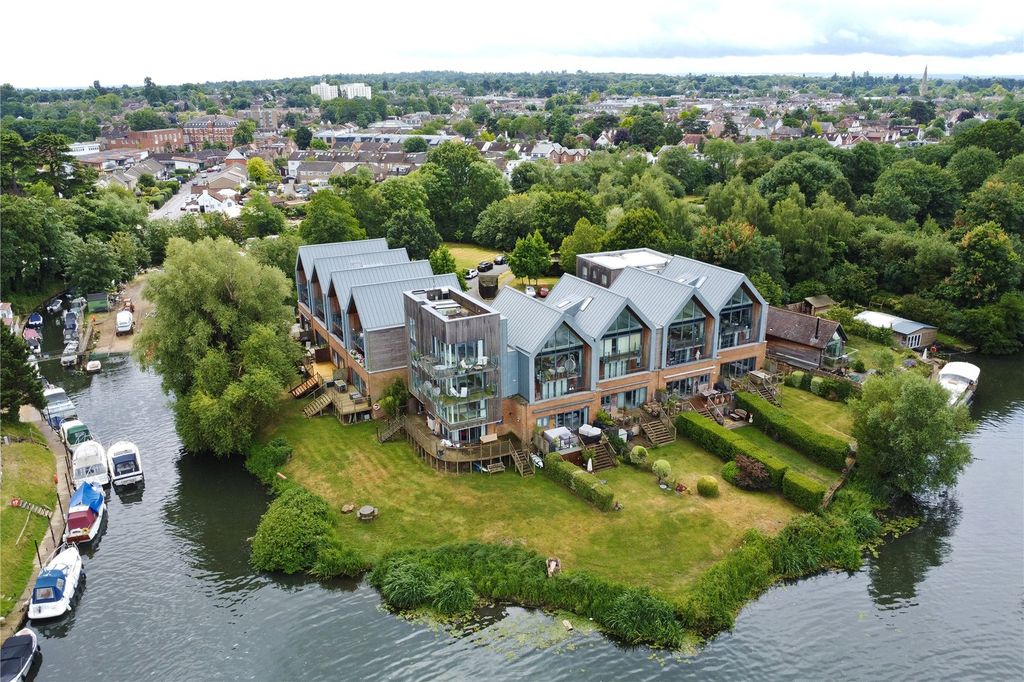 Property photo 1 of 12 Aerieal External