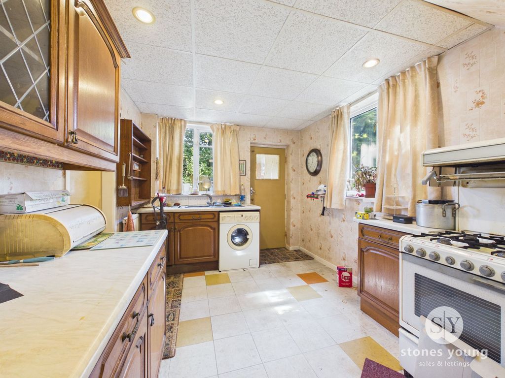 Property photo 3 of 21