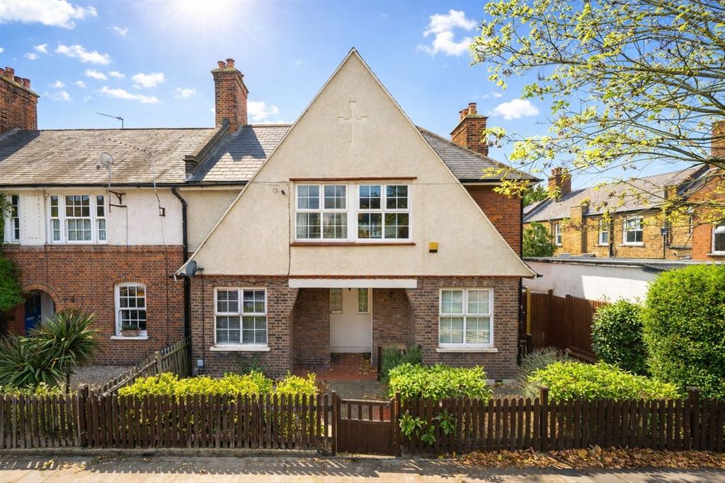 Property photo 1 of 12