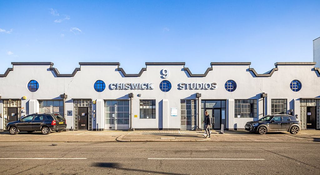 Property photo 1 of 7 Chiswickstudios  Power Rd W4 Office To Let Ex1.Jpg