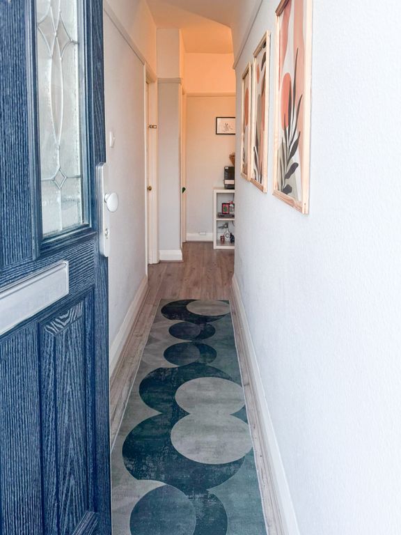 Property photo 2 of 7 Photo 2