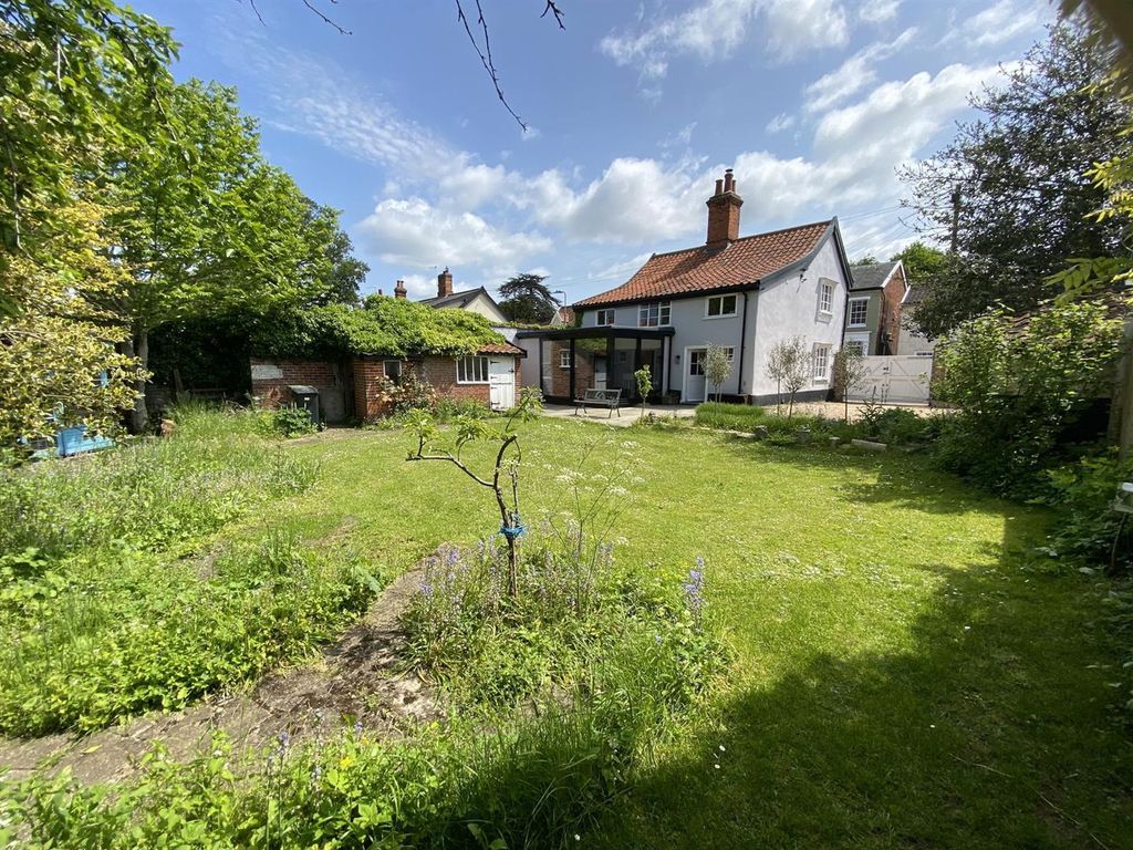 Property photo 1 of 12 Wk_Aqe7Qafi0Ohj9-Bchmjqy8Xa.Jpg