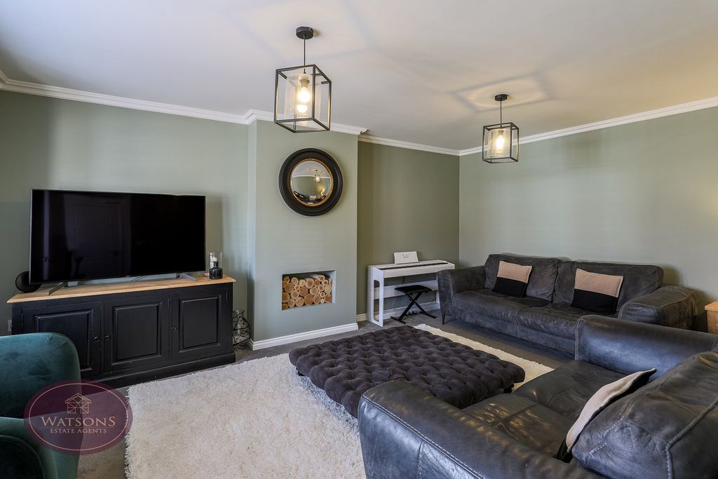 Property photo 3 of 26