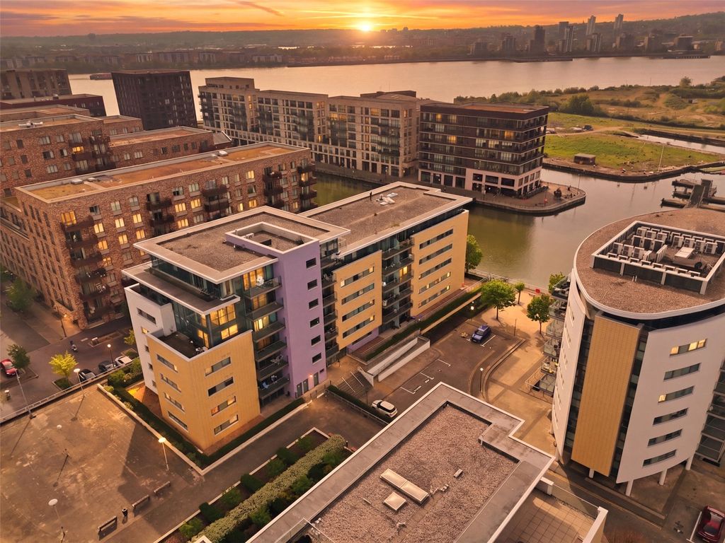 Property photo 1 of 15 Picture No. 03