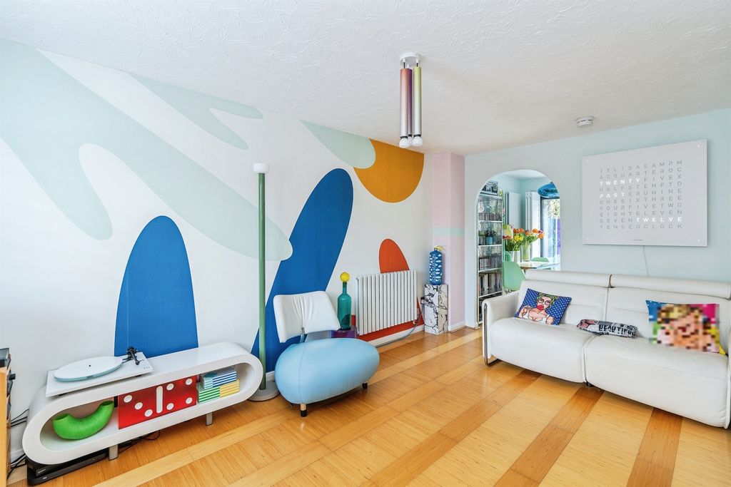 Property photo 3 of 15