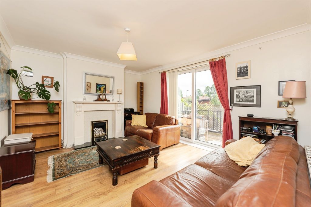 Property photo 3 of 17