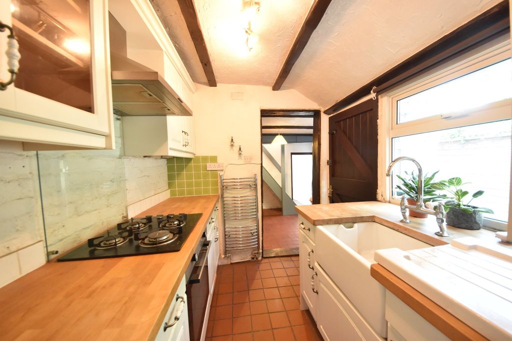 Property photo 2 of 15 Kitchen