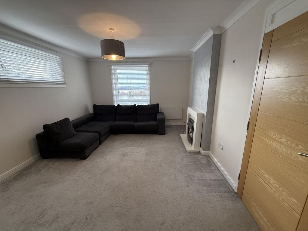 Property photo 3 of 13 Gallery