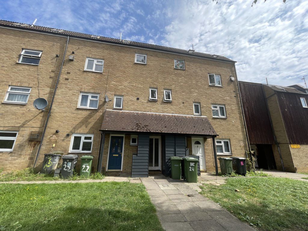 Property photo 1 of 18