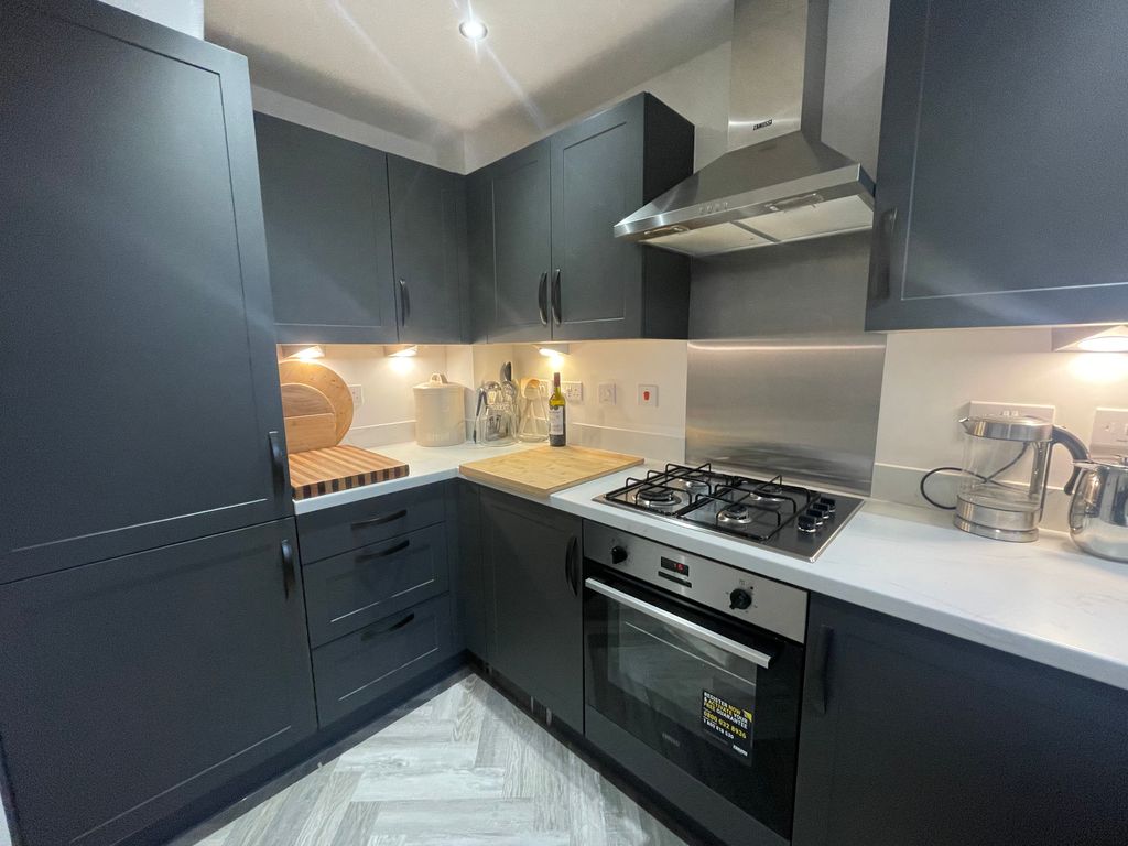 Property photo 1 of 11 Image