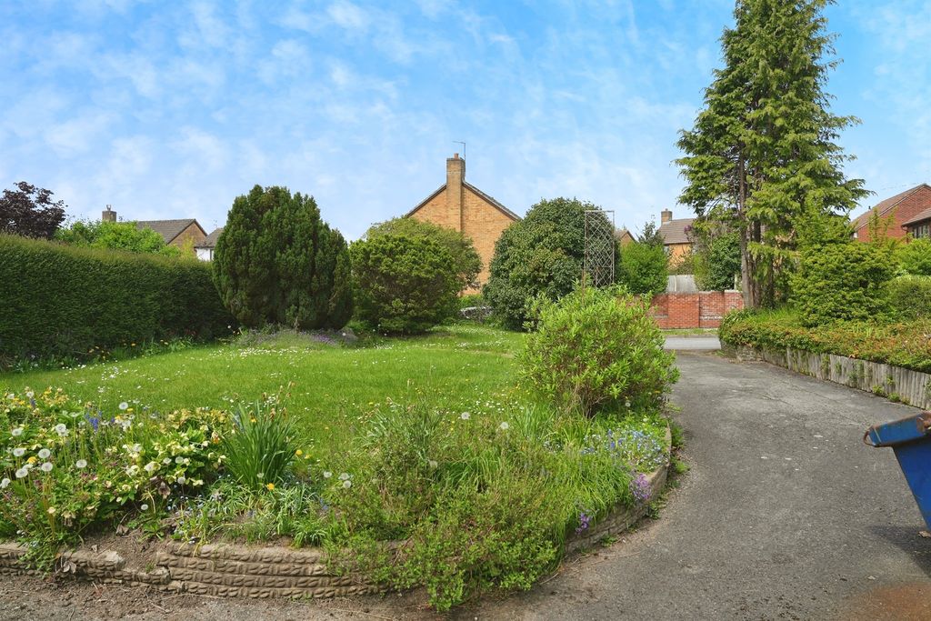 Property photo 3 of 20