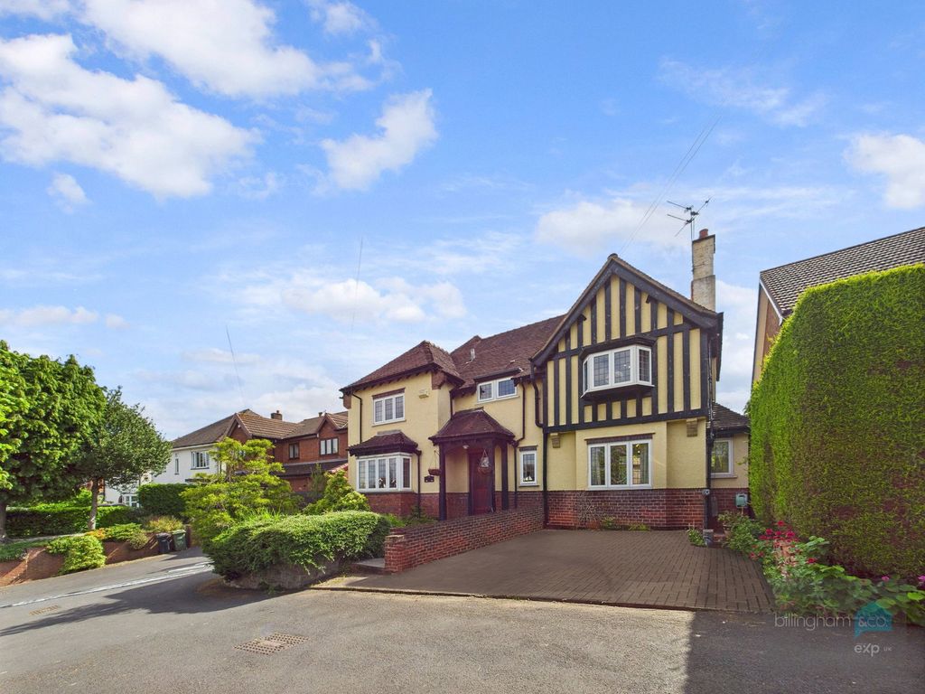 Property photo 1 of 28