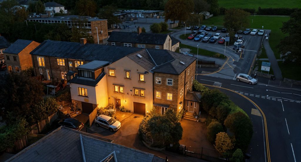 Property photo 1 of 30