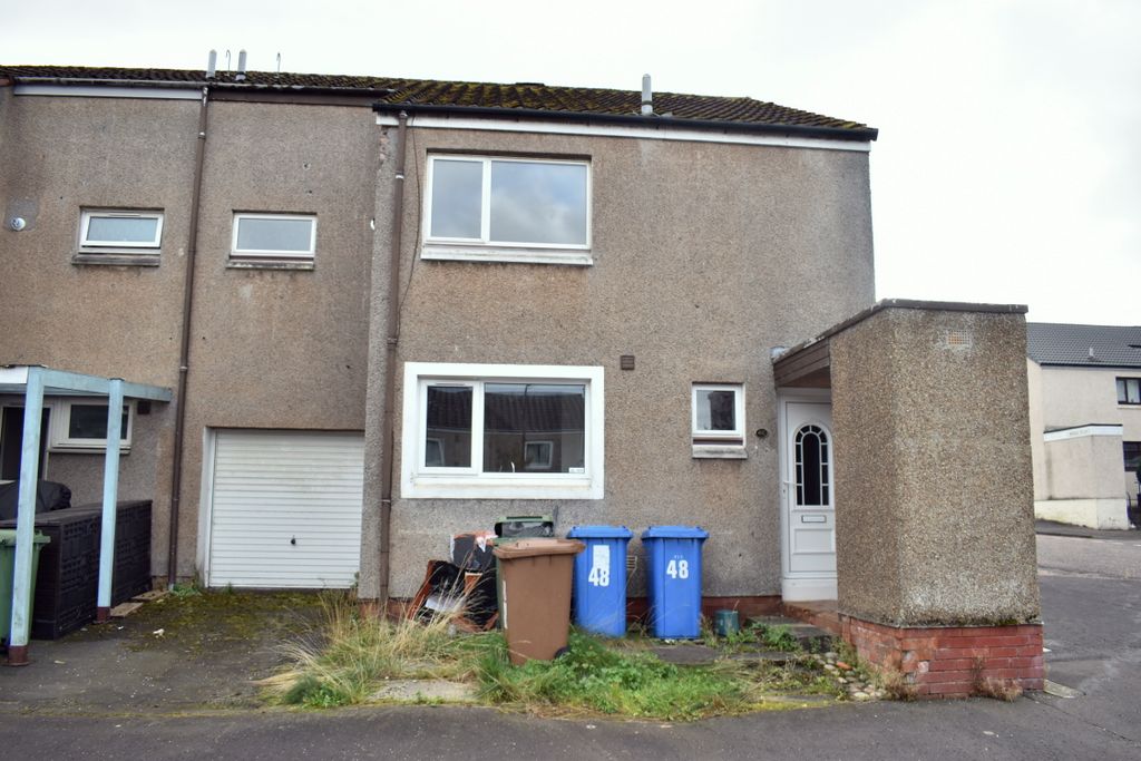 Property photo 1 of 18