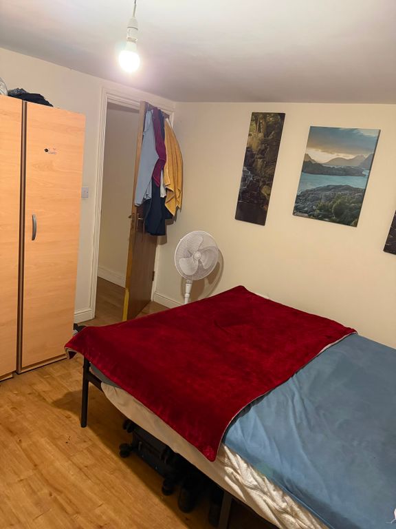 Property photo 2 of 5