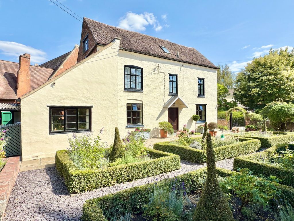 Property photo 2 of 16