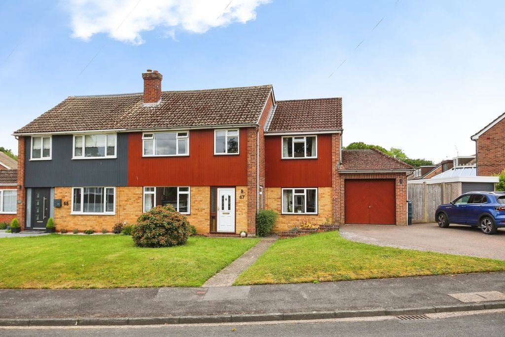 Property photo 1 of 19 Pbox-Img.Jpg
