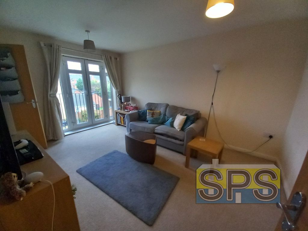 Property photo 2 of 8