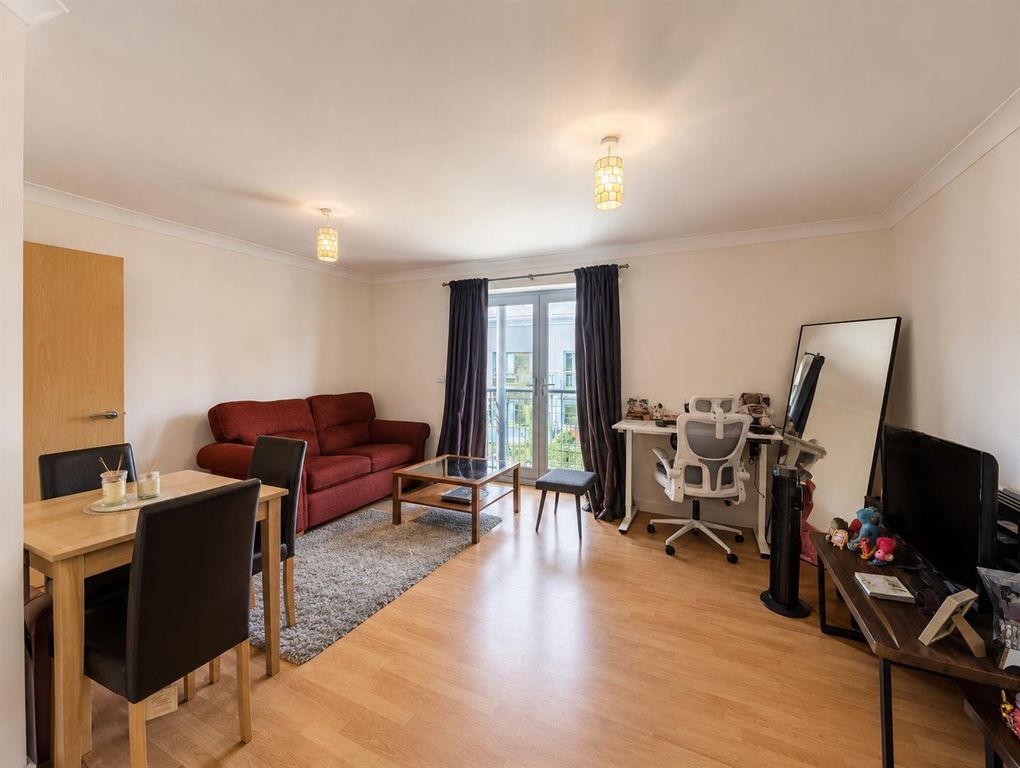 Property photo 2 of 6 2