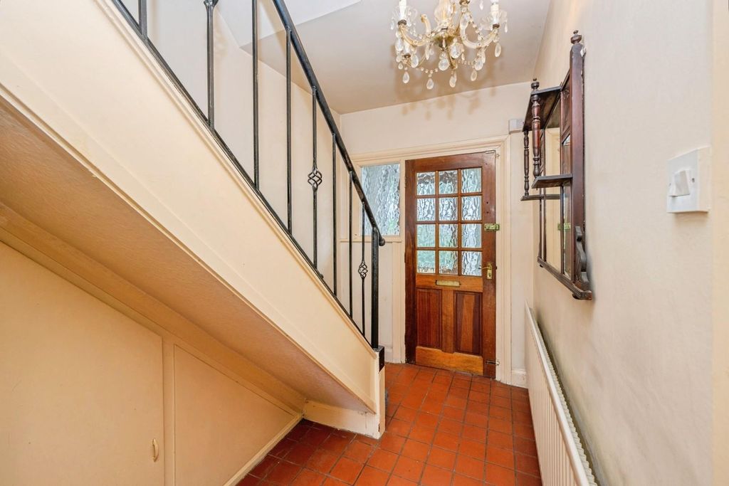 Property photo 2 of 20 11Dvictoriaroad23Of28.Jpg