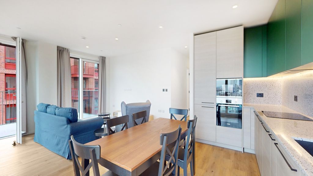 Property photo 2 of 15