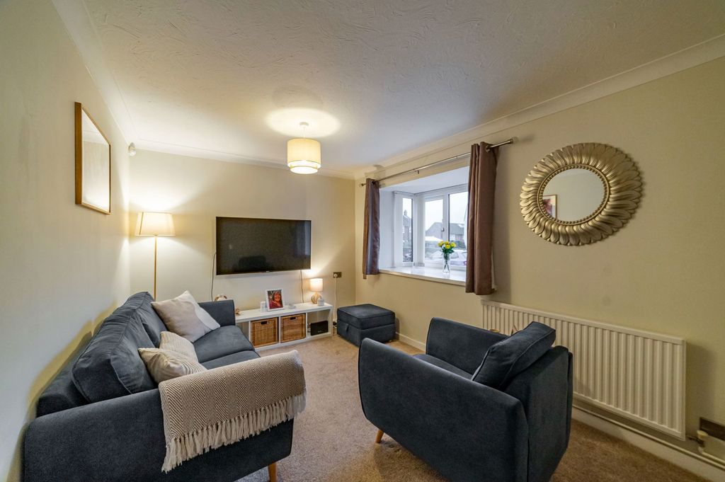 Property photo 3 of 20