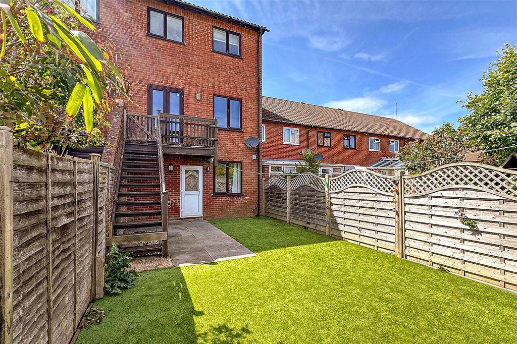 Property photo 1 of 22 Picture No. 24