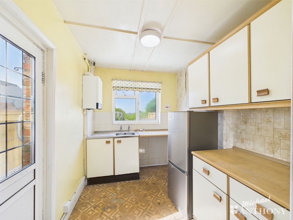 Property photo 3 of 13 Cam02773G0-Pr0286-Still003