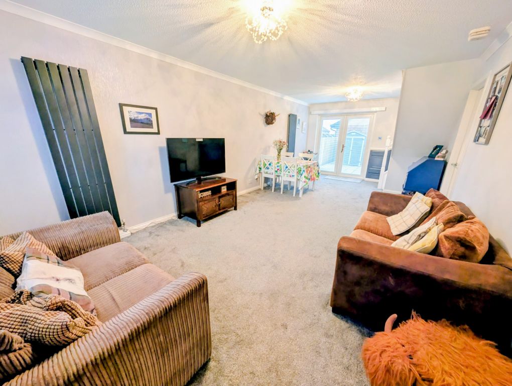 Property photo 2 of 21