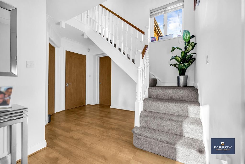 Property photo 2 of 37 Hallway