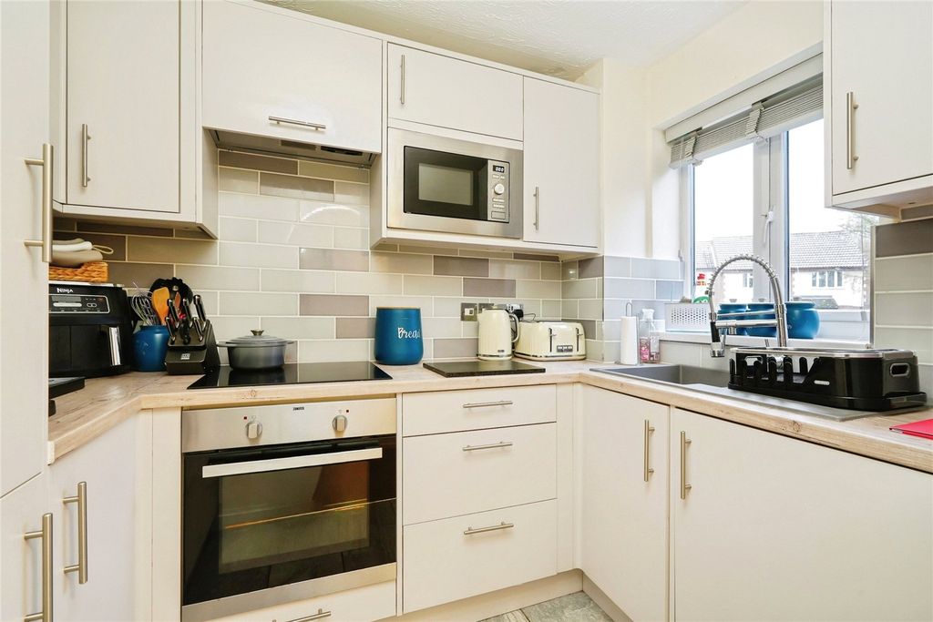 Property photo 3 of 17 Picture No. 39