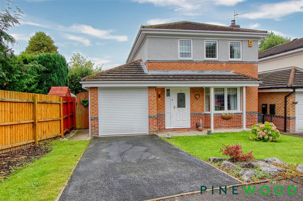 Property photo 1 of 30 Front