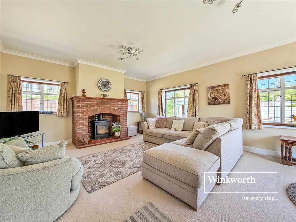 Property photo 3 of 15 Picture No. 51