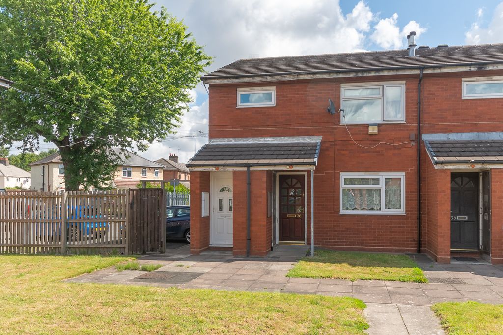 Property photo 1 of 9