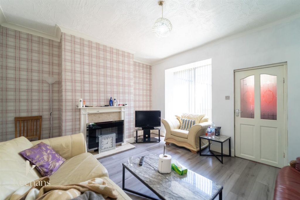 Property photo 3 of 25 Napier -11.Jpg