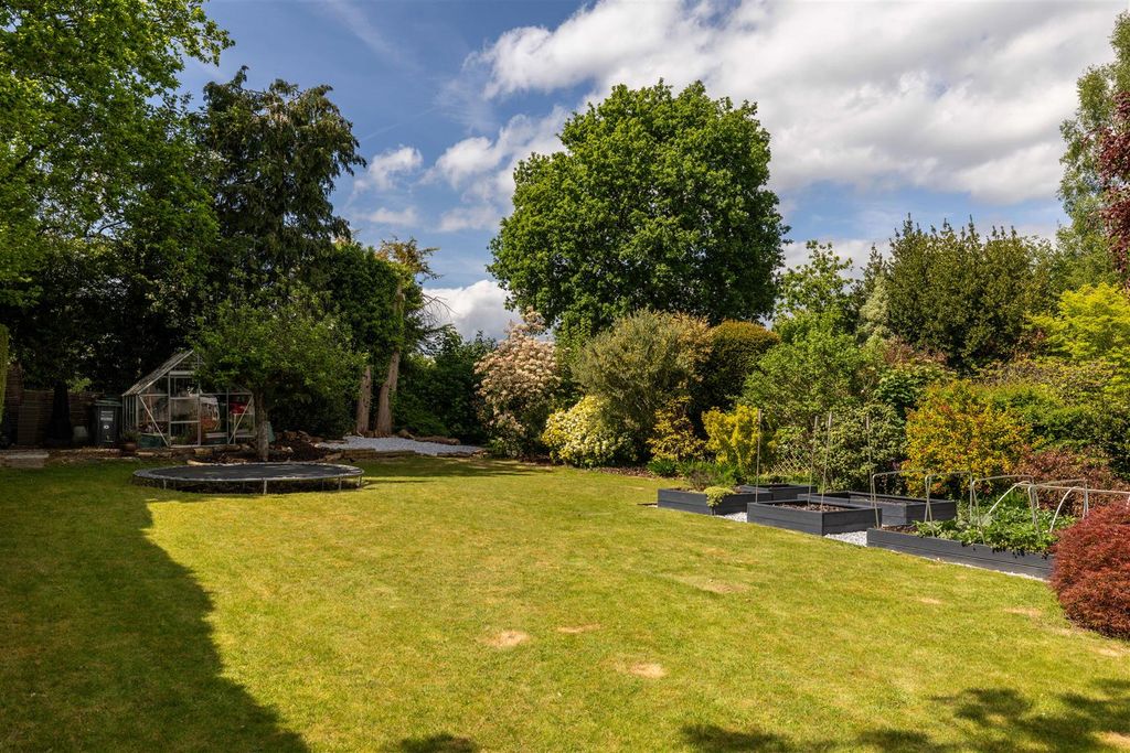 Additional image 27 of 5 bed detached house for saleBeckworth Close, Lindfield RH16