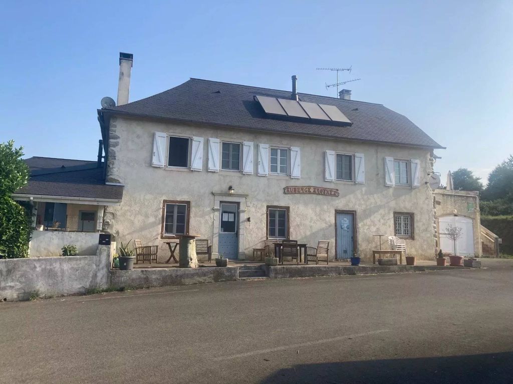 Property photo 1 of 26