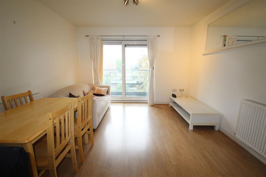 Property photo 1 of 15 Living Space