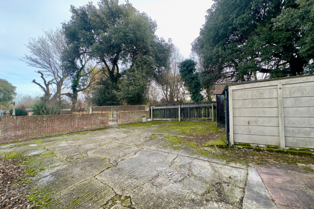Property photo 3 of 7