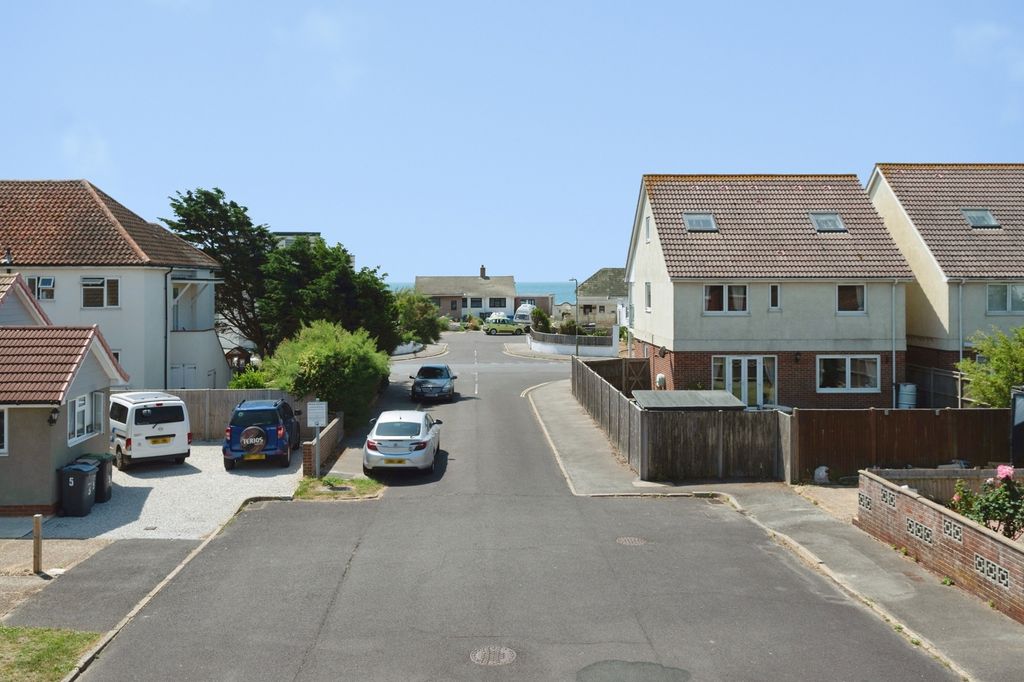 Property photo 3 of 20 Pbox-Img.Jpg