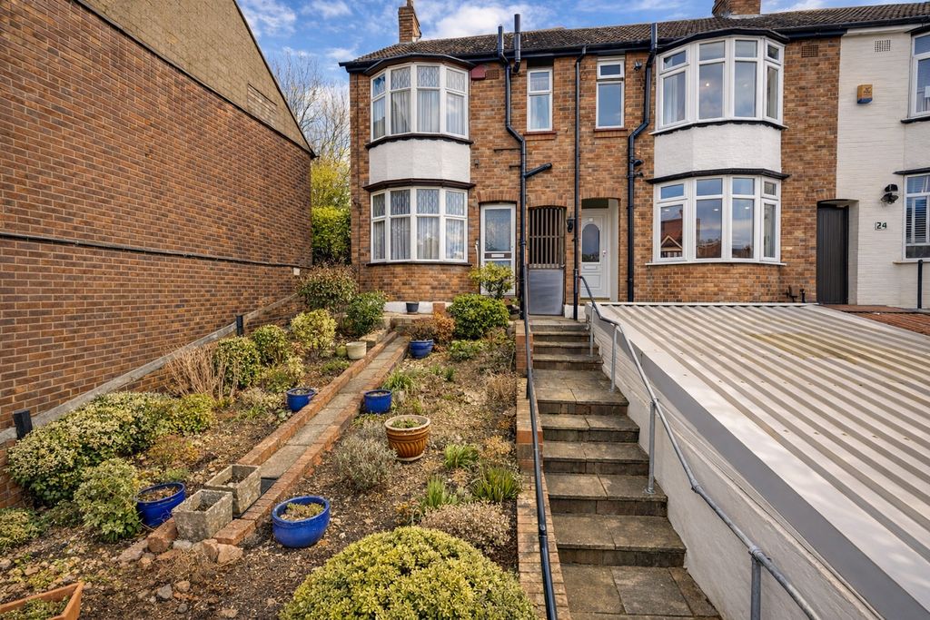 Property photo 1 of 12 4969460