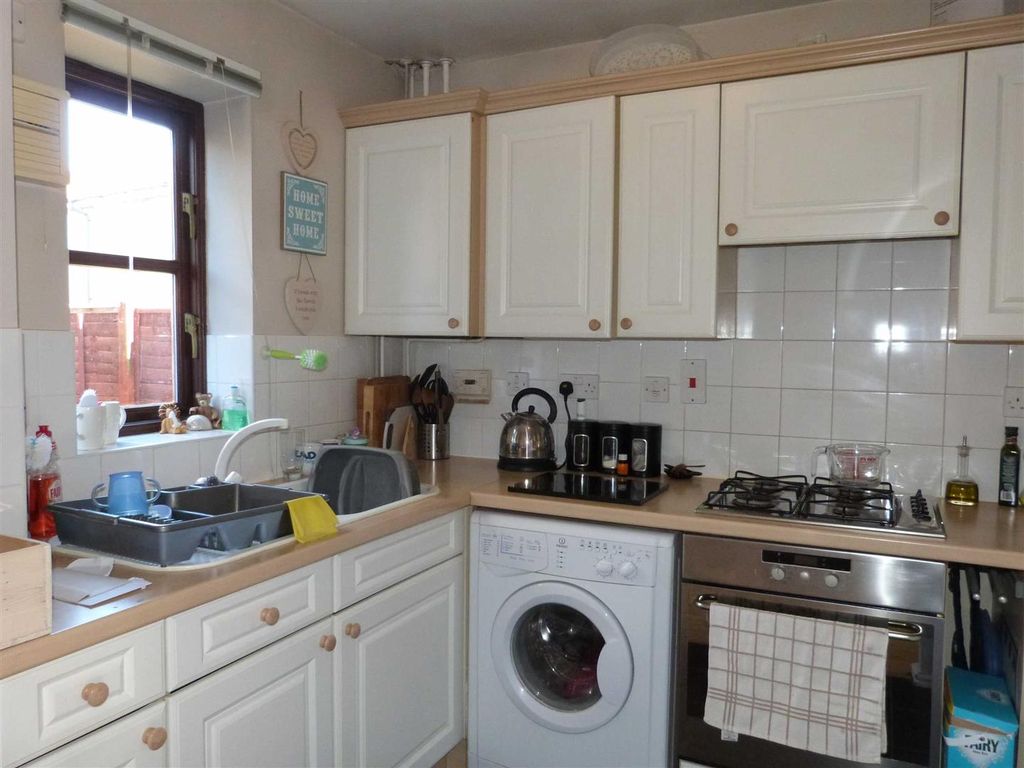 Property photo 2 of 7