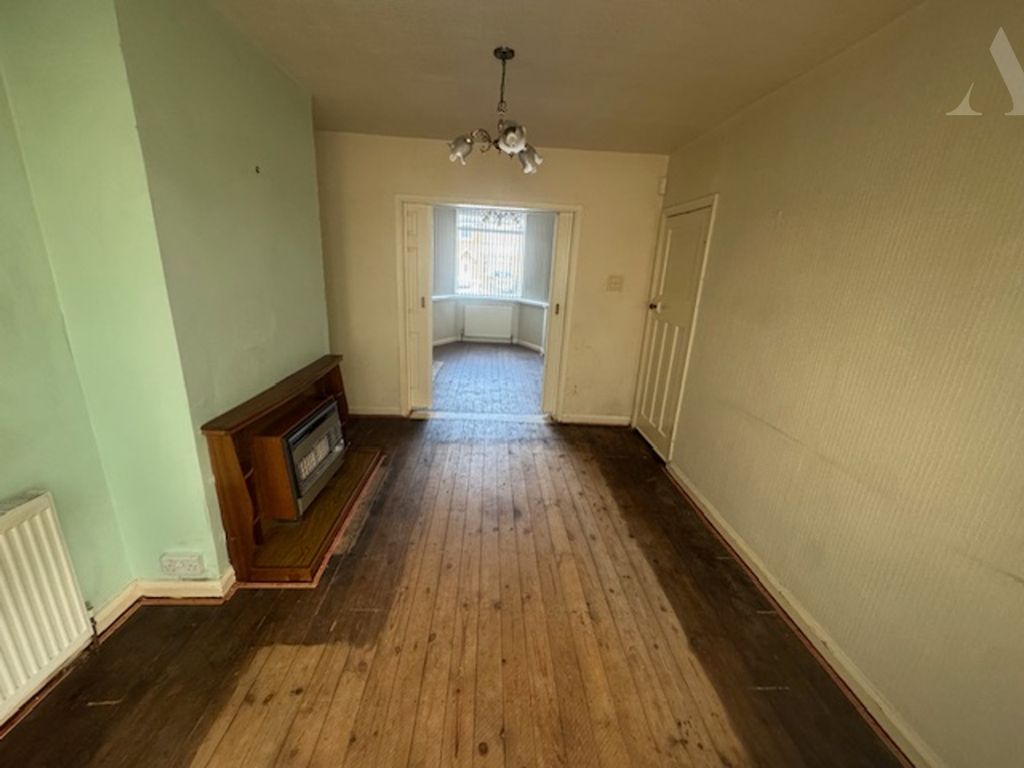 Property photo 2 of 15 46 Millington Road Lounge.Jpeg