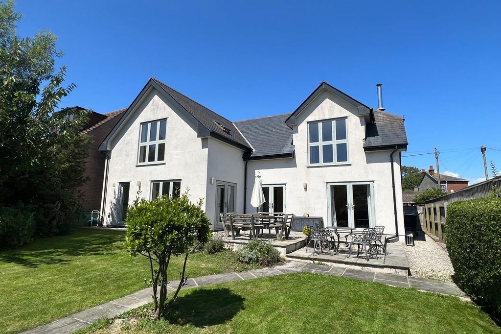 Property photo 3 of 28 Img-20240820-Wa0011.Jpg